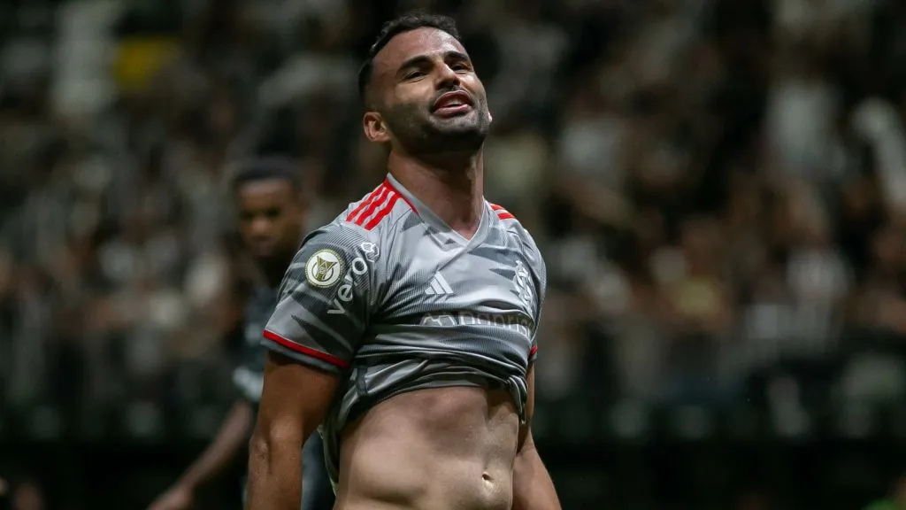 Thiago Maia abriu o jogo sobre momento conturbado – Foto: Fernando Moreno/AGIF