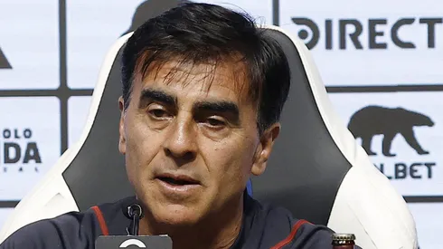 Gustavo Quinteros, treinador do Vélez, é alvo do Peixe.