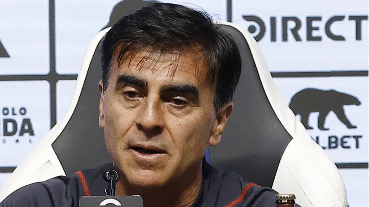 Gustavo Quinteros, treinador do Vélez, é alvo do Peixe.