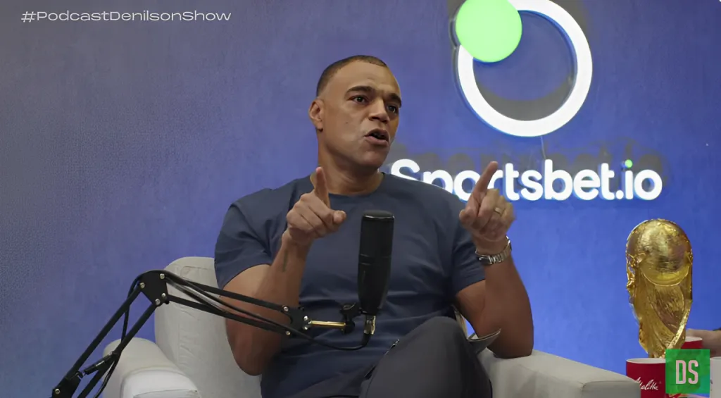 Denílson, comentarista. Foto: Reprodução/ YouTube.