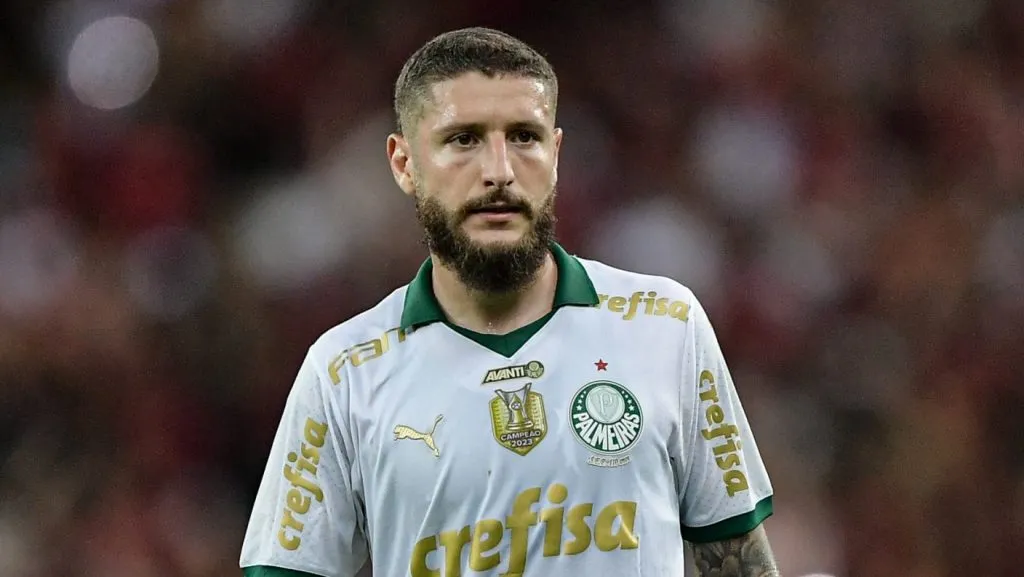 Zé Rafael pode deixar o Palmeiras em 2025 – Foto: Thiago Ribeiro/AGIF