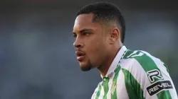 Vitor Roque em ação pelo Real Betis - Foto: Jose Breton