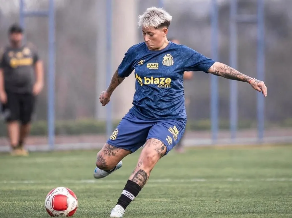 Yamila Rodríguez, ex-Santos que chega pra brilhar no elenco das Gurias Gremistas na próxima temporada. Foto: Bruno Vaz/Santos FC