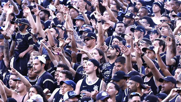 Torcida do Corinthians em 2024. Foto: Marcello Zambrana/AGIF