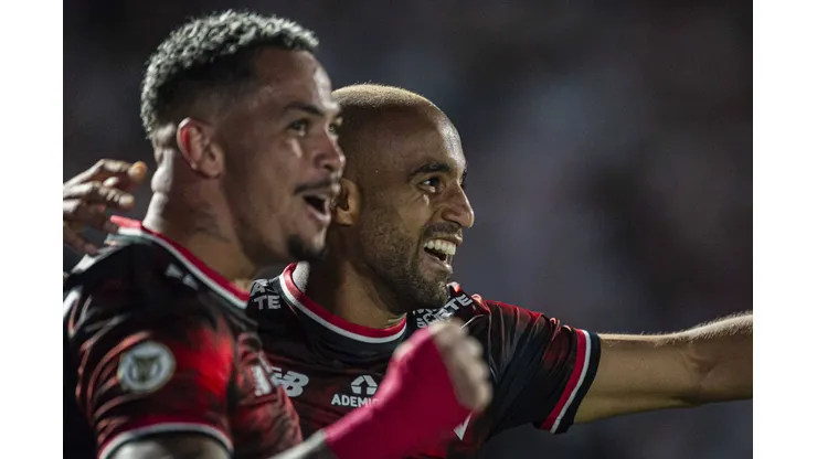 Lucas Moura e Luciano no São Paulo - Foto: Anderson Lira/Fotoarena