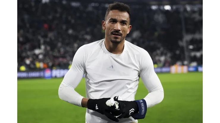 Danilo, alvo do Flamengo, fica na Juventus