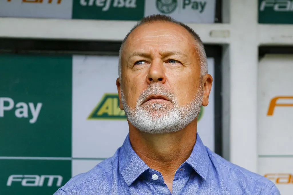 Mano Menezes tecnico do Fluminense durante partida contra o Palmeiras. Foto: Marco Miatelo/AGIF