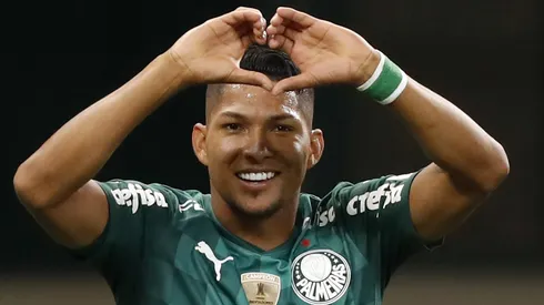 Rony é a bola da vez do Peixe para reforçar o setor ofensivo em janeiro