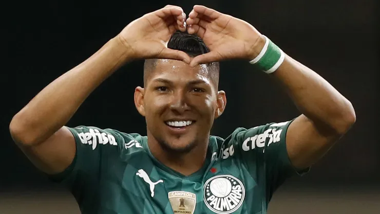 Rony é a bola da vez do Peixe para reforçar o setor ofensivo em janeiro