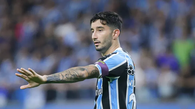 Villasanti em ação pelo Imortal Tricolor - Foto: Maxi Franzoi/AGIF