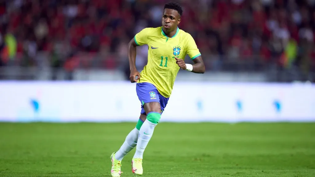 Vini Jr. pela Seleção Brasileira. Foto: Alex Caparros/Getty Images