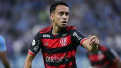 Matheus Goncalves jogador do Flamengo. Foto: Maxi Franzoi/AGIF