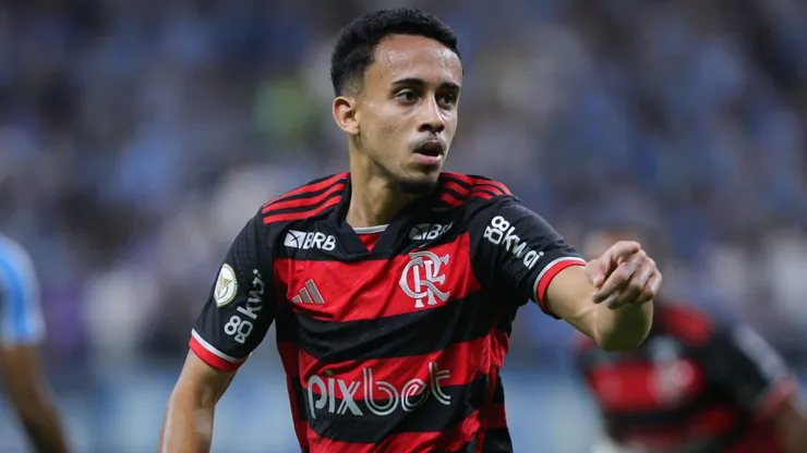 Matheus Goncalves jogador do Flamengo. Foto: Maxi Franzoi/AGIF