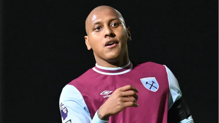 Luizão em ação pelo West Ham - Foto: IMAGO / NurPhoto