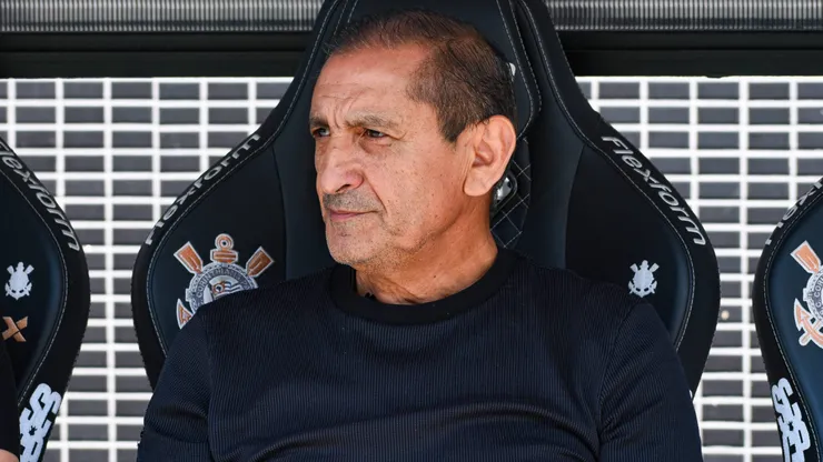 Ramón Díaz no Corinthians - Foto: Roberto Casimiro/Fotoarena