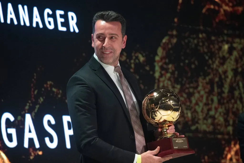 Edu Gaspar e Pedrinho estão conversando diariamente sobre negociações pela venda da Vasco SAF, afirma Fábio Azevedo.