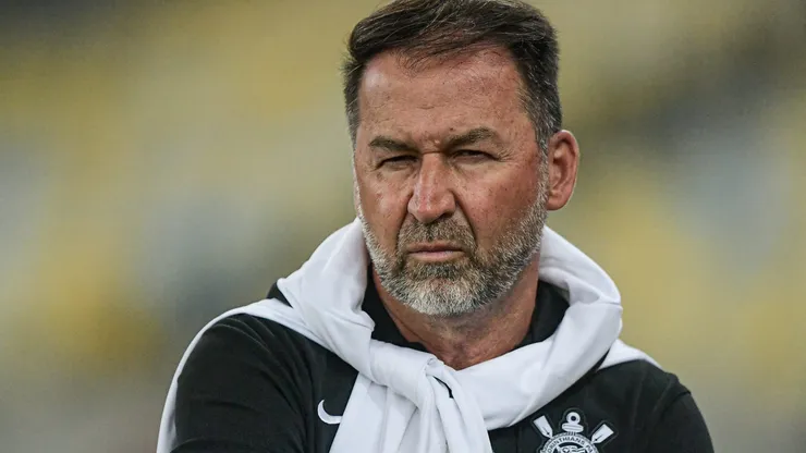 Corinthians, do presidente Augusto Melo, quer reduzir salário de Maycon em negociação de novo empréstimo