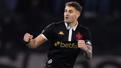 Vegetti comemorando gol pelo Vasco da Gama. Foto: Ruano Carneiro