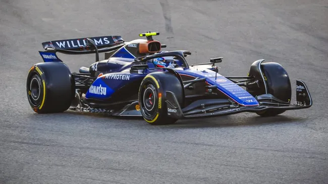 Colapinto em Abu Dhabi