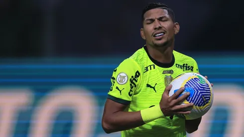 Rony jogador do Palmeiras lamenta durante partida pelo Campeonato Brasileiro A 2024. Foto: Ettore Chiereguini/AGIF