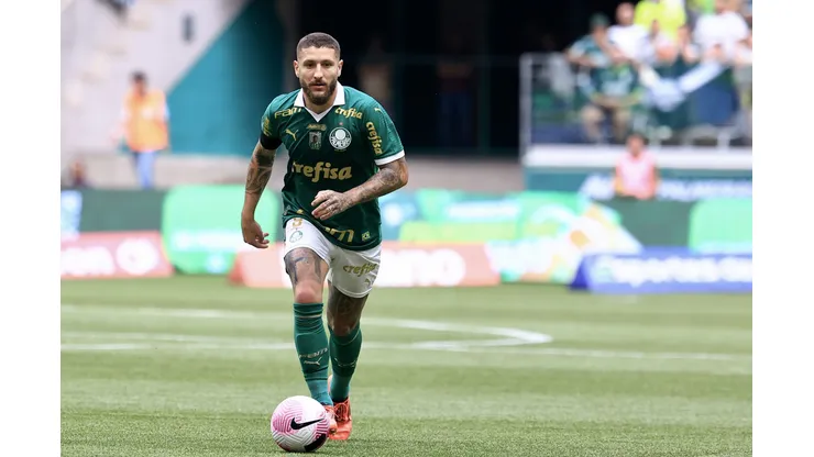 SP - SAO PAULO - 26/10/2024 - BRASILEIRO A 2024, PALMEIRAS X FORTALEZA - Ze Rafael jogador do Palmeiras durante partida contra o Fortaleza no estadio Arena Allianz Parque pelo campeonato Brasileiro A 2024. Foto: Marcello Zambrana/AGIF