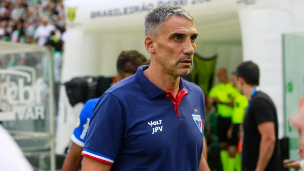 Vojvoda durante partida. Foto: Luiz Erbes/AGIF