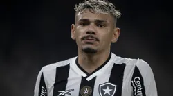 Botafogo tem definição sobre o futuro de Tiquinho no elenco