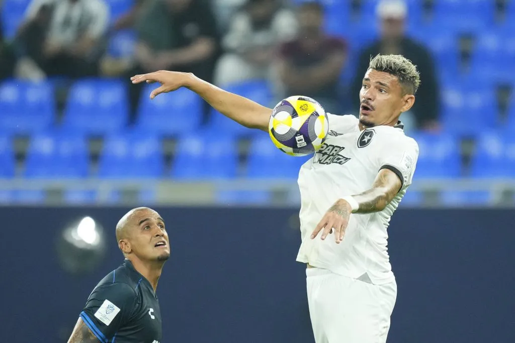 Tiquinho Soares deve permanecer no Botafogo – Foto: IMAGO / NurPhoto