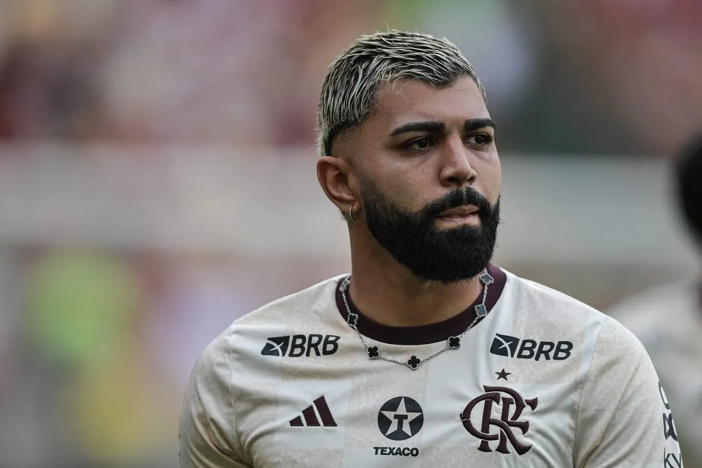 Gabigol vestiu a camisa 10 entre dezembro de 2022 a maio deste ano. Foto: Thiago Ribeiro/AGIF