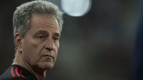 Rodolfo Landim foi lembrado pela Nação após jogo contra Bangu e torcedores pediram saída de Cleber dos Santos