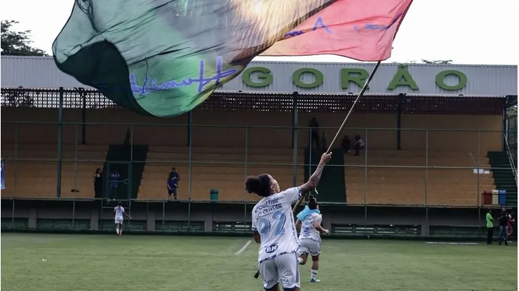 Jogadora do elenco das Cabulosas durante partida nas fases de grupo do campeonato estadual, na Arena Mineirão