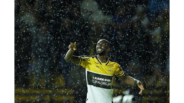Estadio Heriberto Hulse Yannick Bolasie of Criciuma, during the match between Criciuma and Bahia, for the 3rd round of the Copa do Brasil 2024, at Estadio Heriberto Hulse, this Thursday 23. 30761 Heuler Andrey / SPP PUBLICATIONxNOTxINxBRAxMEX Copyright: xHeulerxAndreyx/xSPPx spp-en-HeAn-HADE8563