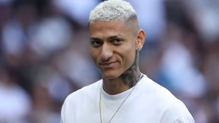 Tottenham topa negociar Richarlison na próxima janela e Palmeiras mantém interesse no centroavante