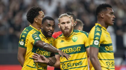 Atacante paraguaio interessa ao Flu