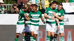 Sporting e Santa Clara duelam pela Taça Portugal.