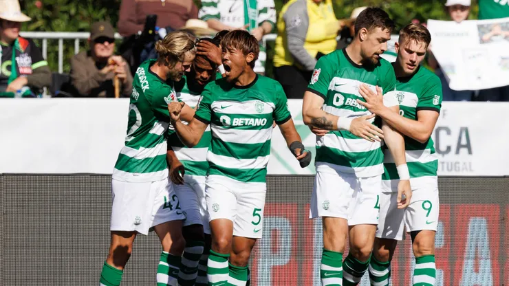 Sporting e Santa Clara duelam pela Taça Portugal.