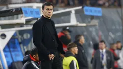 Gustavo Quinteros pode continuar no clube argentino. Photo by Marcelo Hernandez/Getty Images