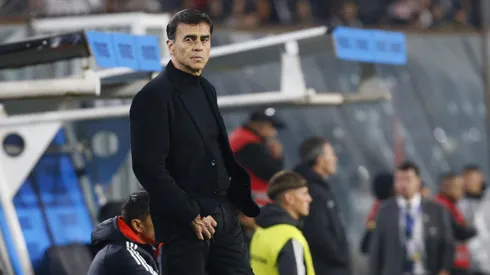 Gustavo Quinteros pode continuar no clube argentino. Photo by Marcelo Hernandez/Getty Images