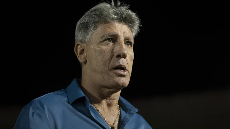 Renato Portaluppi durante partida entre Botafogo e Grêmio, em São Januário, pelo Brasileirão 2023.