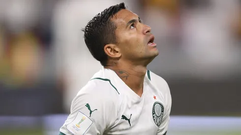 Dudu lamentando durante partida entre Palmeiras e Chelsea, pela final do Mundial de Clubes de 2022, em Abu Dhabi.