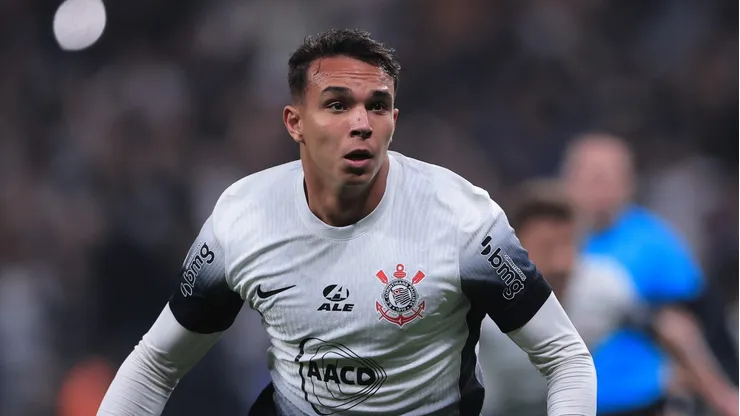Giovane atuou mais na primeira parte do Brasileirão.