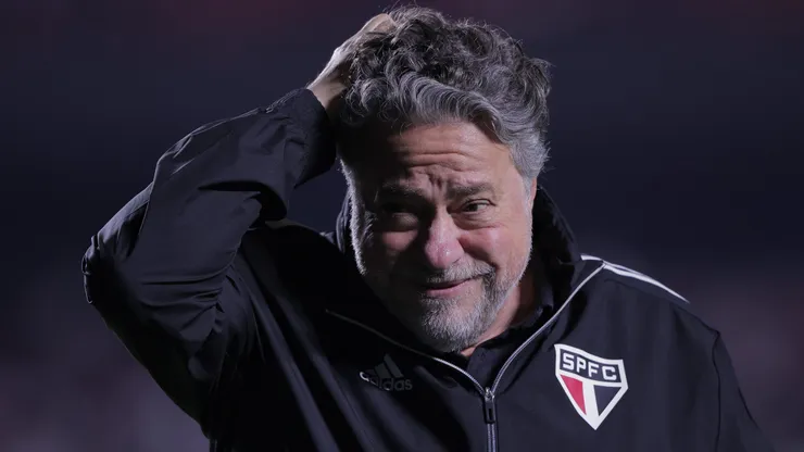 Casares abre o jogo sobre situação do São Paulo em 2025