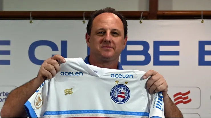 Santos agora tem a concorrência de Ceni por Zé Rafael.