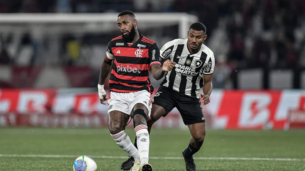 Flamengo e Botafogo no Brasileirão. Foto: Thiago Ribeiro/AGIF