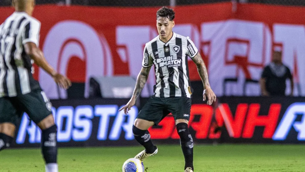 Lucas Halter está de saída do Botafogo – Foto: Jhony Pinho/AGIF