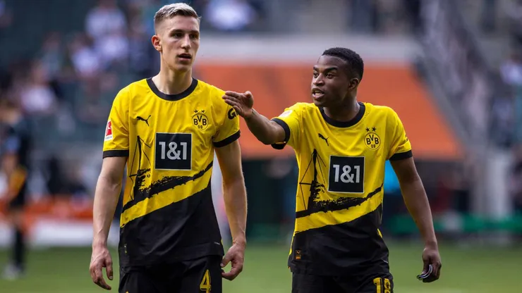 Wolfsburg x Borussia pela Bundesliga.