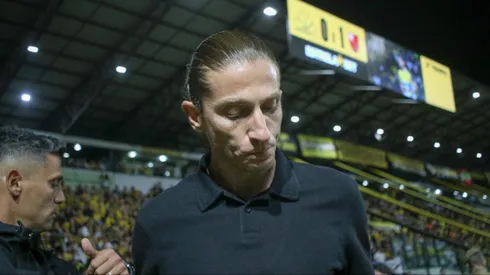 Filipe Luis tecnico do Flamengo durante partida contra o Criciuma no estadio Heriberto Hulse pelo campeonato Brasileiro A 2024. Foto: Leonardo Hubbe/AGIF