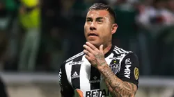 Eduardo Vargas jogador do Atletico-MG recebe cartao vermelho do arbitro durante partida contra o Palmeiras no estadio Arena Allianz Parque pelo campeonato Copa Libertadores 2022. Foto: Marcello Zambrana/AGIF