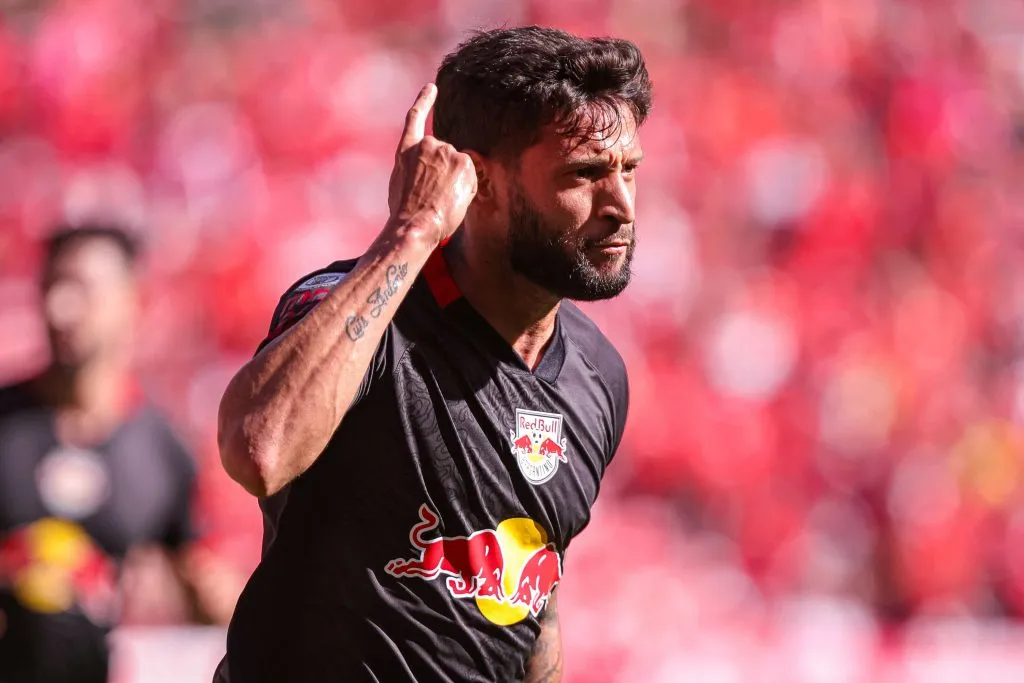 Foto: Maxi Franzoi/AGIF – Juninho Capixaba poderia voltar ao Grêmio