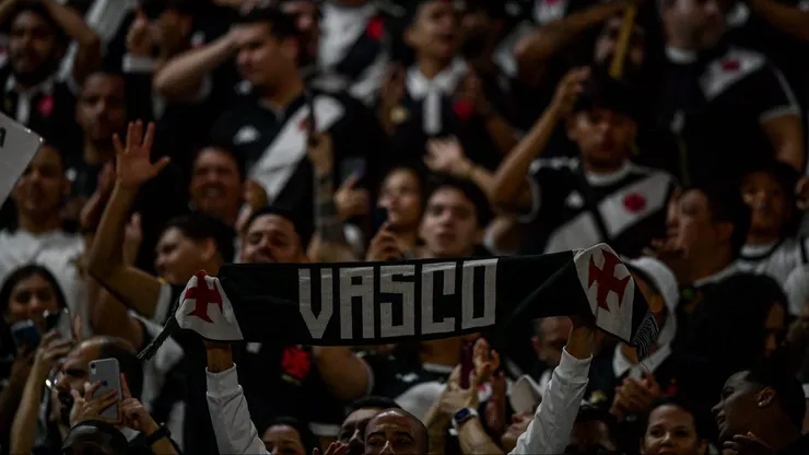 Torcida do Vasco durante partida contra Bahia no estadio Sao Januario. Foto: Thiago Ribeiro/AGIF